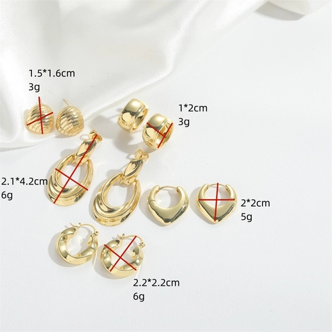 Retro Gold Vergoldete Kupfer Herz Creolen Frauen U-Form Geometrische Kleine Huggie Ohrbuckles Minimalistischen Stil Schmuck