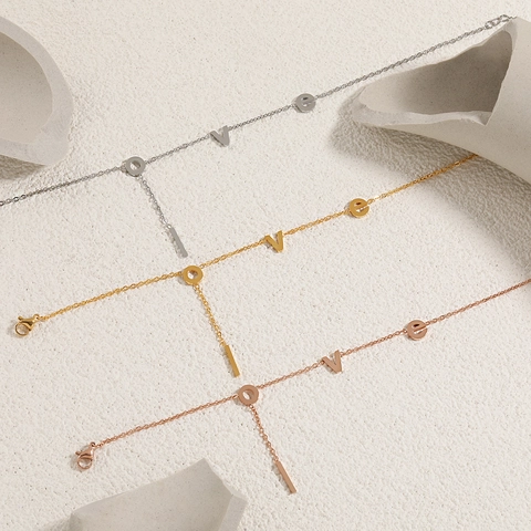 Minimalistische LOVE Letter Enkelbandje Titanium Staal Verguld Verstelbare Voetketting Mode Sieraden Voor Dames