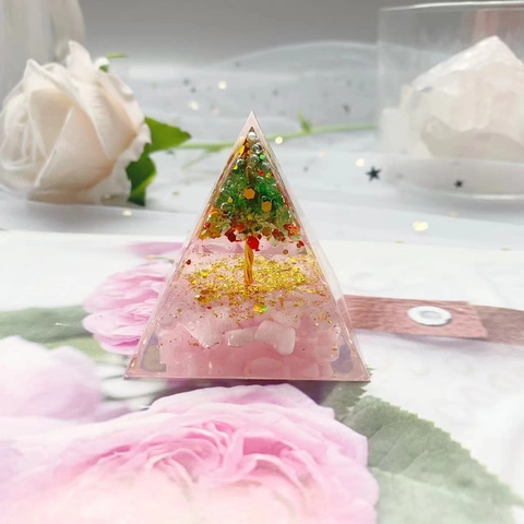 Christmas Tree Orgone Pyramid Resin Ornament Natural Crystal Gravel Gold Foil Gradient Sequins Desk Home Decor Gift