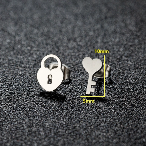 Asymmetric Stainless Steel Heart Lock And Key Stud Earrings For Women Minimalist Fashion Heart Shaped Jewelry Gift