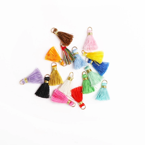 Bunte Mini Quasten Anhänger Mit Goldmetallring DIY Schmuckherstellung Schlüsselanhänger Taschenzubehör Für Handwerk