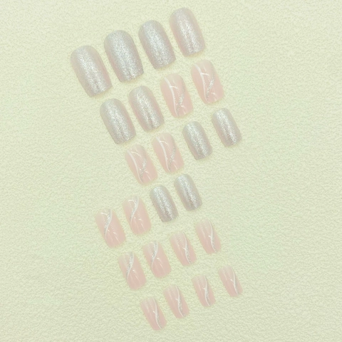Silver Glitter Wavy Lines Press On Nails Nude Pink Square Fake Nails Shiny ABS Manicure For Women Elegant Sweet Style