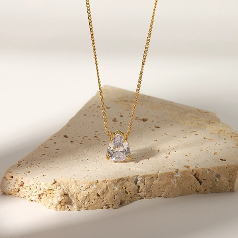 Collier Pendentif Acier Inoxidable Plaqué Or 18K Avec Zircon Blanc Poire Goutte D'eau Minimaliste Élégant Bijoux Femmes