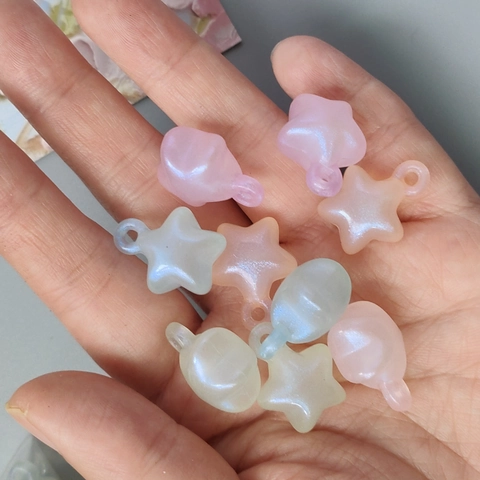Perline In Acrilico DIY Per La Creazione Di Gioielli Forme Cuore Fiore Coniglio Stella Lucentezza Perla Artificialta Ciondolo Luminoso