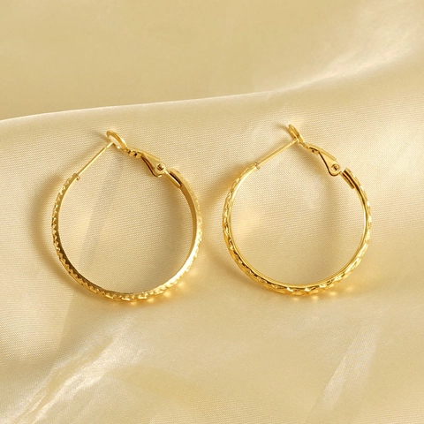 Créoles En Acier Inoxydable Plaqué Or 18K Texture Martelée Géométrique Rond Minimaliste Pour Femmes