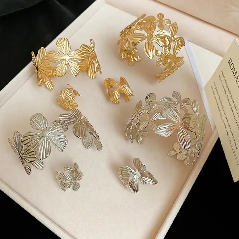 Alloy Metal Hollow Flower And Butterfly Open Cuff Bracelet And Ring Retro Fashion Jewelry For Women Elegant Textured