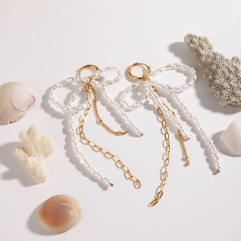 Bowknot Tassel Creolen 18K Goud Verguld Roestvrij Staal Kunstparel Lange Elegante Waterdichte Hypoallergene Dames Oorbellen
