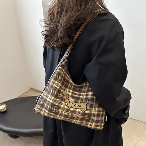 Women Plaid Crossbody Bag Embroidered Dachshund Fabric Large Capacity Vintage Hobo Tote With Adjustable PU Leather Strap
