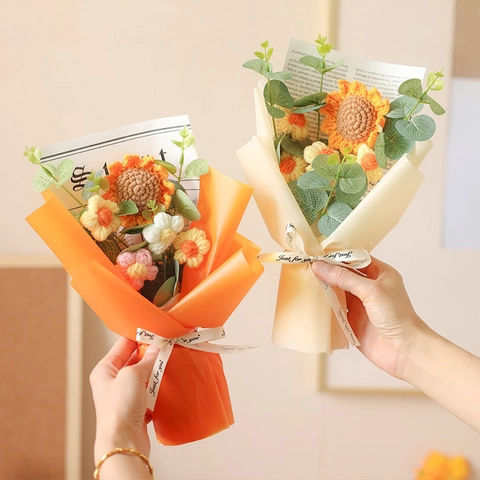 Handgehäkelter Sonnenblumenstrauß Gestrickte Garnblumen Handgemachtes Künstliches Blumengesteck Für Muttertag Abschlussgeschenk
