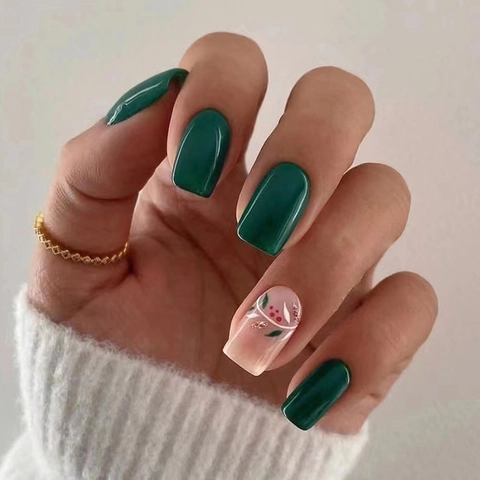 Emerald Green Press On Nails Retro Green Leaf Pattern Medium Square Shape Fresh Summer Style Artificial Fake Nails