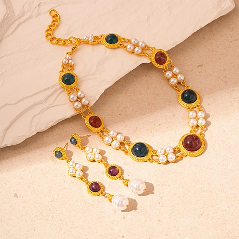 Set Gioielli Stile Palazzo Francese Vintage Resina Colorata Künstliche Perle Imitazione Geometriche Collana Orecchini Silver Earring Post