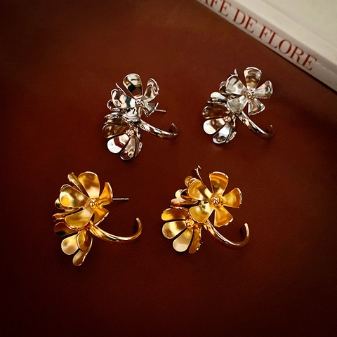 Flower Stud Earrings Alloy Jewelry With 925 Sterling Silver Earring Post Retro French Minimalist Fashion Niche For Women