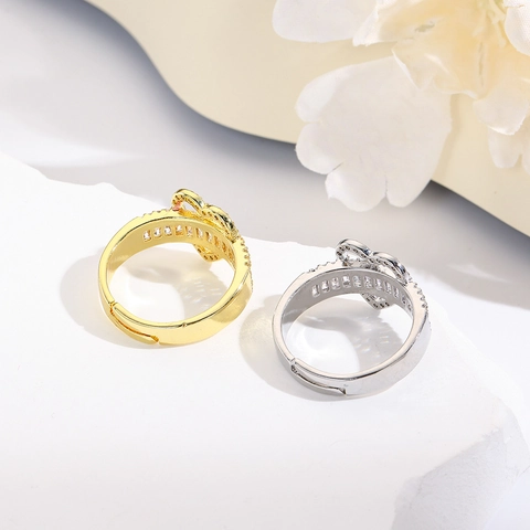 18K Gold Plated Copper Heart Open Ring Zirconia Inlaid Adjustable Vintage Finger Ring Jewelry For Women Elegant Gift