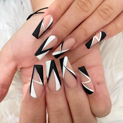 Faux Ongles Press On Coffin Longs Motif Lignes Géométriques Noir Blanc Ballerine Style Minimaliste Pour Femmes