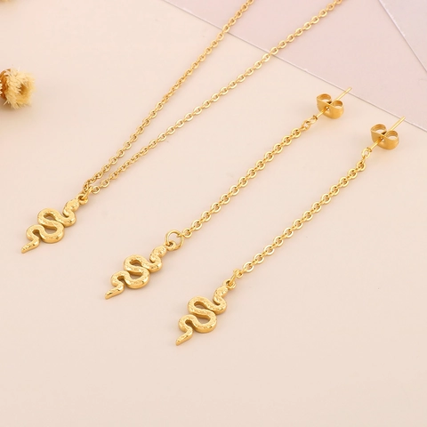 Vintage Schlange Halskette Und Ohrringe Edelstahl Geprägte Textur Wickel Anhänger Lange Kette Schmuck Für Frauen