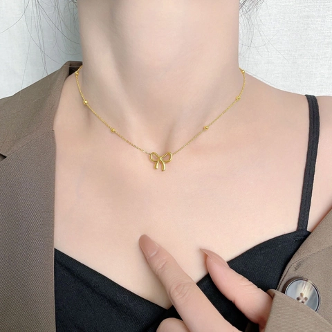 Collar Con Colgante De Lazo Dulce Acero Al Titanio Chapado En Oro Cadena De Perlas Joyas Elegantes Para Mujeres