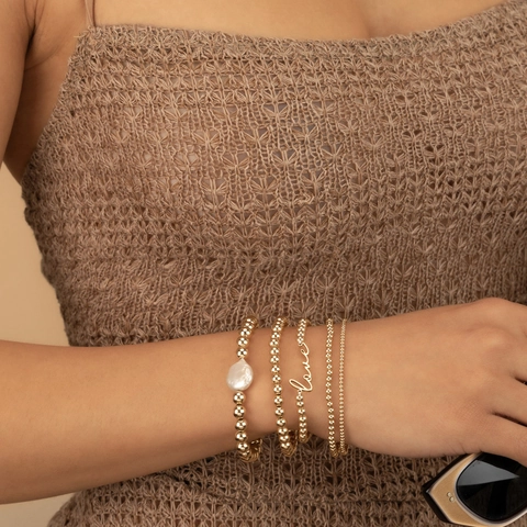Künstliche Perlenarmbänder Damen Boho Mehrlagig Stapelbar Schmuck Mit Love Anhänger Und Künstliche Barockperle Kupfer Vergoldet