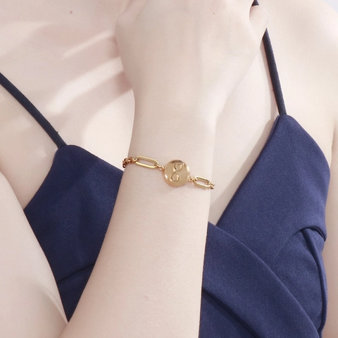 Infinity Symbol Bracelet For Women Stainless Steel Round Plate Paperclip Chain Minimalist Fashion Jewelry Adjustable