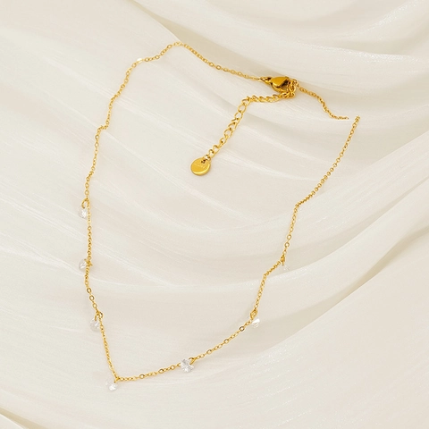 Elegante Collana Con Ciondoli In Zircone Acciaio Inossidabile Placcato Oro 18K Catena Di Clavicola Vintage Gioielli Per Donna