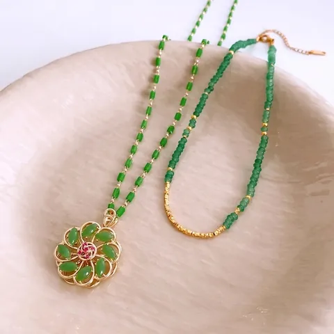 Collar Vintage De Doble Capa Cobre Chapado En Oro De 18 Quilates Colgante Flor Hueca Cuentas De Vidrio Verde Jade Simulado