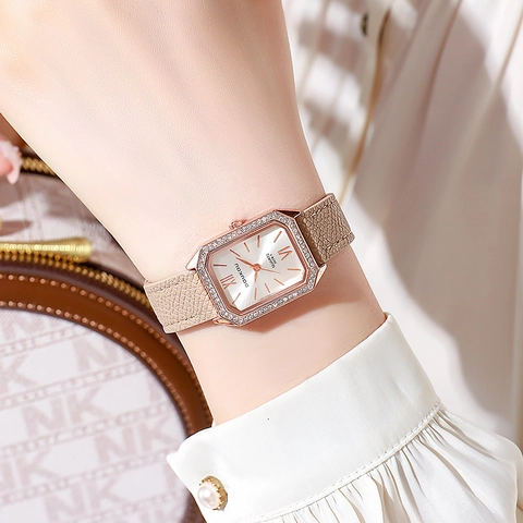 Orologio Quarzo Donna Cassa Rettangolare Lega Oro Rosa Lunetta Strass Cinturino Pelle PU Numeri Romani Moda Retrò