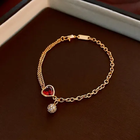 Herz Anhänger Armband Kupfer Roter Zirkon Asymmetrische Kette Vergoldet Modeschmuck Für Damen