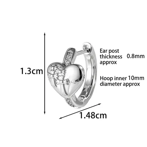 Hart Kruis Huggie Oorbellen Koper Micro Pave Zirkonia Reliëf Bloem Piercing Sieraden Unisex Cool Sweet Style