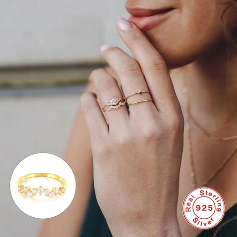 Anello a Onda Irregolare in Argento Sterling 925 Placcato Oro Con Intarsio in Zirconia Anello Geometrico Minimalista per Donna Gioielli