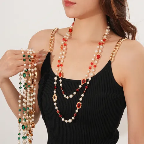 Collier Künstliche Perles Multi Rangées Vintage Alliage Doré Longue Chaîne Pull Avec Pierre Gemme Artificielle Style Palais Pour Femme