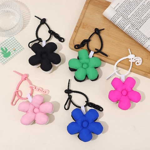 Flower Shape Plush Keychain Padded Soft Fabric Two-Tone Five-Petal Bag Charm Plastic Chain Clasp Cute Accessory