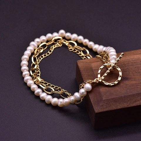 Vintage Mehrlagig Süßwasserperle Kupfer Vergoldetes Armband Für Damen Französisch Retro Minimalistisch Knebelverschluss Schmuck Geschenk