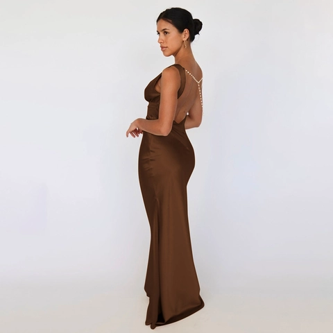 Robe De Soirée Sexy En Satin Pour Femmes Col En V Dos Nu Maxi Robe Avec Décor De Chaîne De Künstliche Perles Fête Formelle Longueur Sol Sans Manches