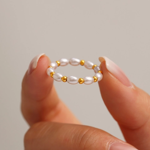 Anillo De Perlas Artificiales Hecho A Mano Con Perlas Artificiales De Concha Y Acero Inoxidable Dorado Joyería Retro Minimalista Resistente Al Desgaste