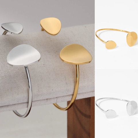 Brazalete Abierto De Acero Inoxidable Para Mujer Diseño Geométrico En C Con Extremos De Discos Orgánicos Pulido De Alto Brillo