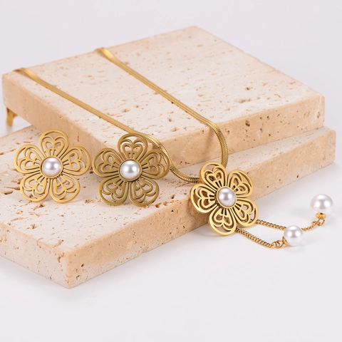 Collana E Orecchini In Acciaio Inossidabile Con Perla Artificial Fiore Traforato E Nappa Gioielli Di Moda Per Donna