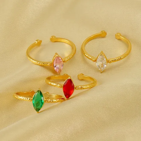 Marquise Schliff Zirkonia Verstellbarer Offener Ring Edelstahl 18K Vergoldet Gehämmertes Design Mode Für Frauen