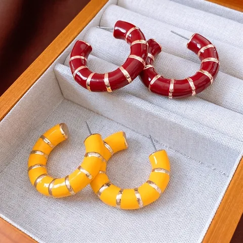 Fashion Enamel C-Shape Hoop Earrings Ribbed Gold Striped Jewelry With 925 Sterling Silver Earring Post For Women