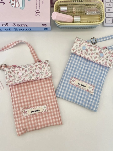 Borsa Tracolla Per Cellulare In Tessuto Trapuntato Motivo Quadretti Patta Floreale Cucitura A Cuore Tracolla Regolabile Mini Borsa