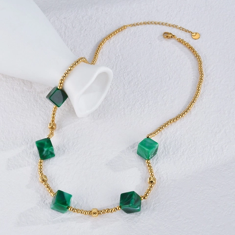 Collier En Acier Inoxydable Bohème Avec Perles Cubes En Résine Motif Marbre Bijoux De Mode Vintage Pour Femmes Style OL