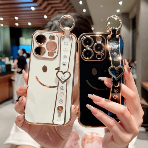 Electroplated Silicone Phone Case With Smiley Face Wrist Strap And Stand For Mobile Phone Drop Proof Cover