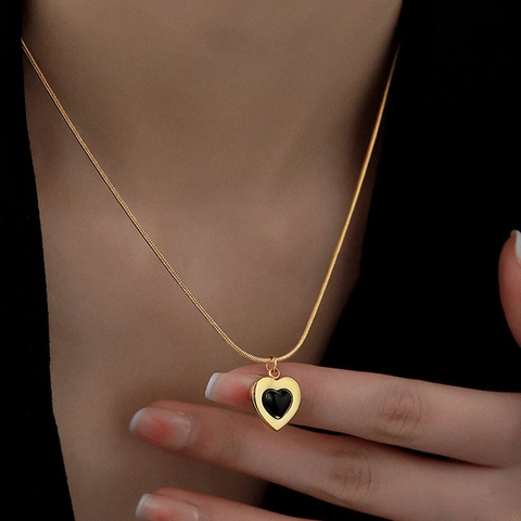 Collana Con Ciondolo A Cuore E Orecchini In Acciaio Al Titanio Placcato Oro 18K Vintage Elegante Gioielli Da Donna