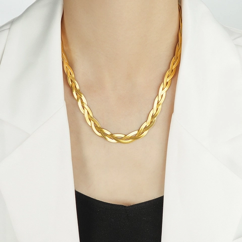 Stainless Steel Triple Layer Braided Herringbone Necklace Triple Layered Blade Chain Electroplated Gold Silver Tri-color Fashion Jewelry Unisex