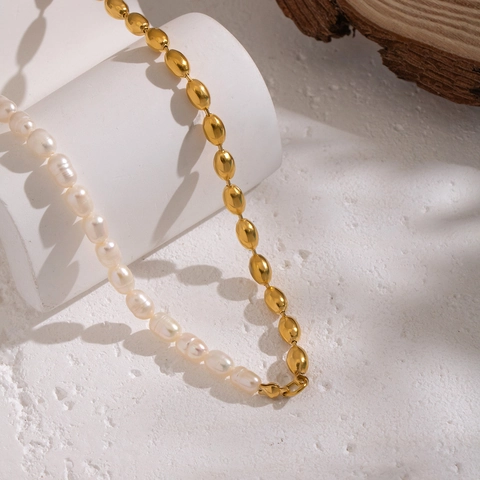 Collier Épissage Vintage Perle Eau Douce Naturelle Or 18K Plaqué Perles Acier Inoxydable 304 Élégant Style Audrey