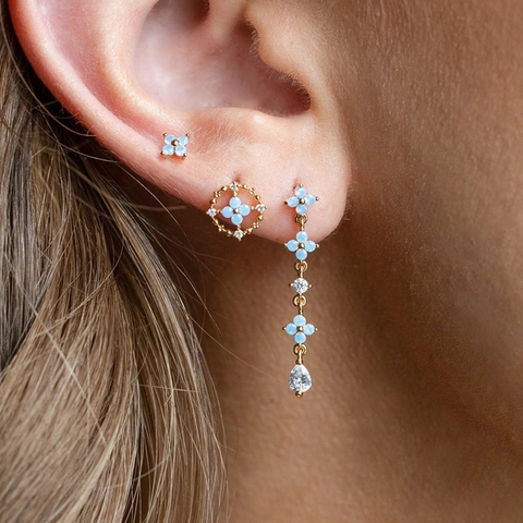 Bloemenoorbellen Lichtblauwe Synthetische Opaal Zirkonia Messing Met 925 Sterling Zilveren Oorsteker Elegante Sieraden