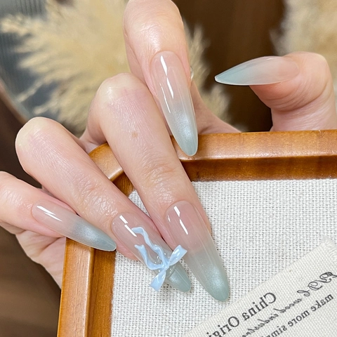 Lange Stiletto Blauw Kattenoog Gradiënt Druk Op Nagels Met 3D Strik Herbruikbare Kunstnagels Voor Vrouwen Dagelijks Feest