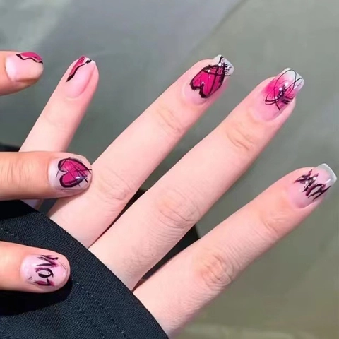 Press On Nails Pink Black Heart Graffiti Love Design Square Round Shape False Nails For Women Artificial Fingernails