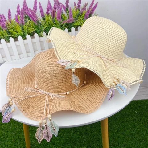 Cappello Di Paglia Da Donna Cappello Da Sole Tesa Larga Ondulata Pizzo Fiocco Perline Legno Pendenti Foglia Ricamo