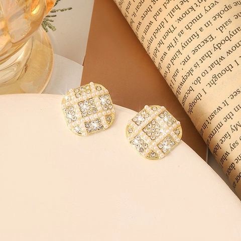 Vintage Alloy Square Grid Stud Earrings With 925 Sterling Silver Post Gold Rhinestone Artificial Pearl Ear Jewelry