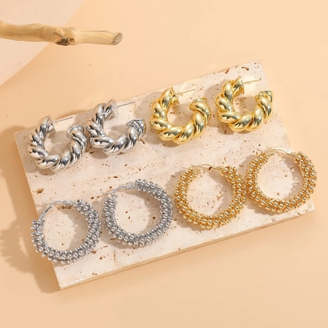 Hoop-Ohrringe Kupfer 14K Vergoldet Gedreht Geflochten Perlenstruktur Vintage C-Form Geometrischer Modeschmuck Für Damen