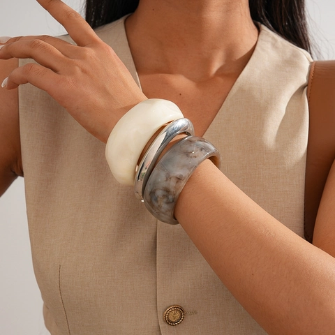 Brazaletes Gruesos Resina Textura Mármol Aleación Metal Pulido Geométrico Retro Accesorios De Moda Para Mujeres